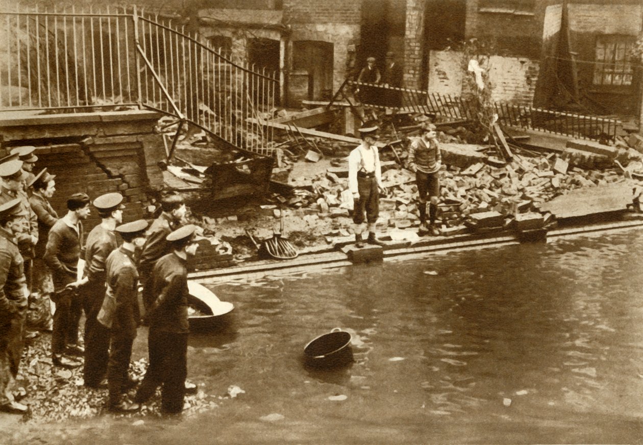 Översvämning i London, 1928, 1935. av Unbekannt