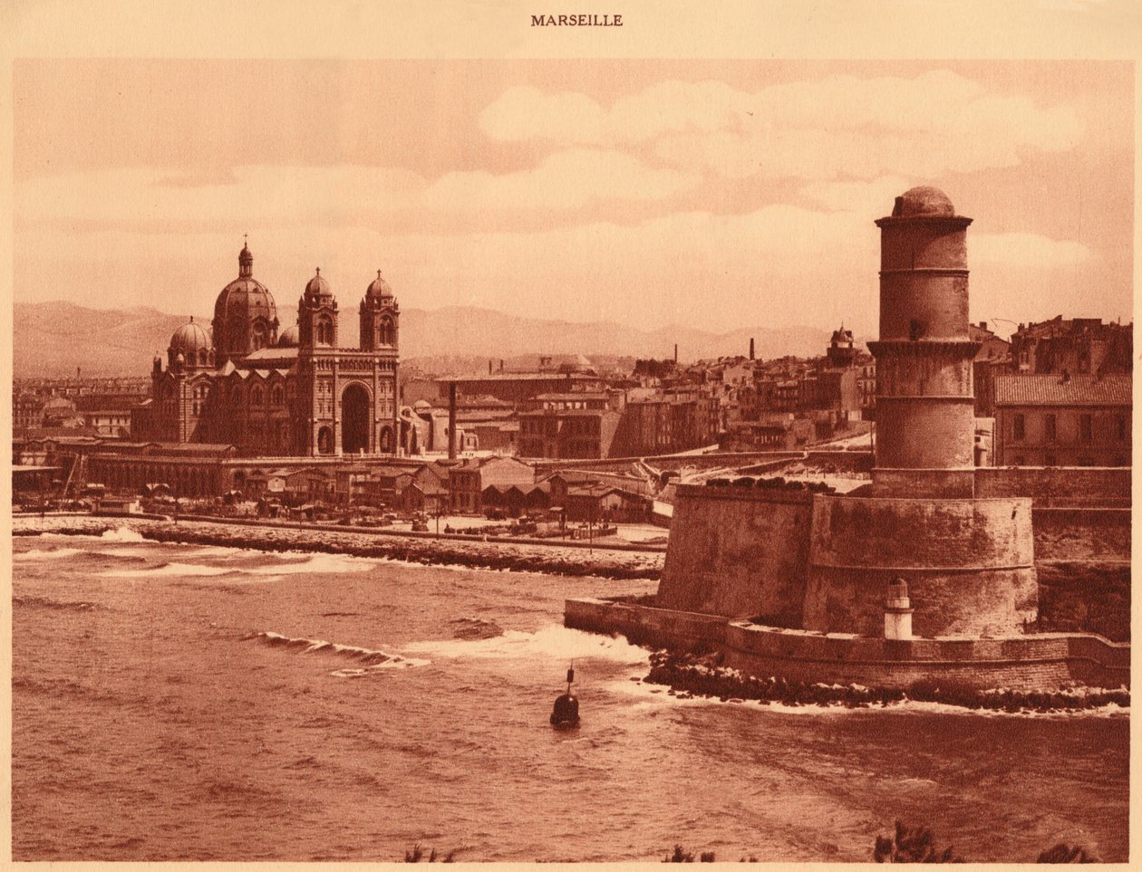 Fort St. Jean och katedralen, Marseille, 1930. av Unbekannt