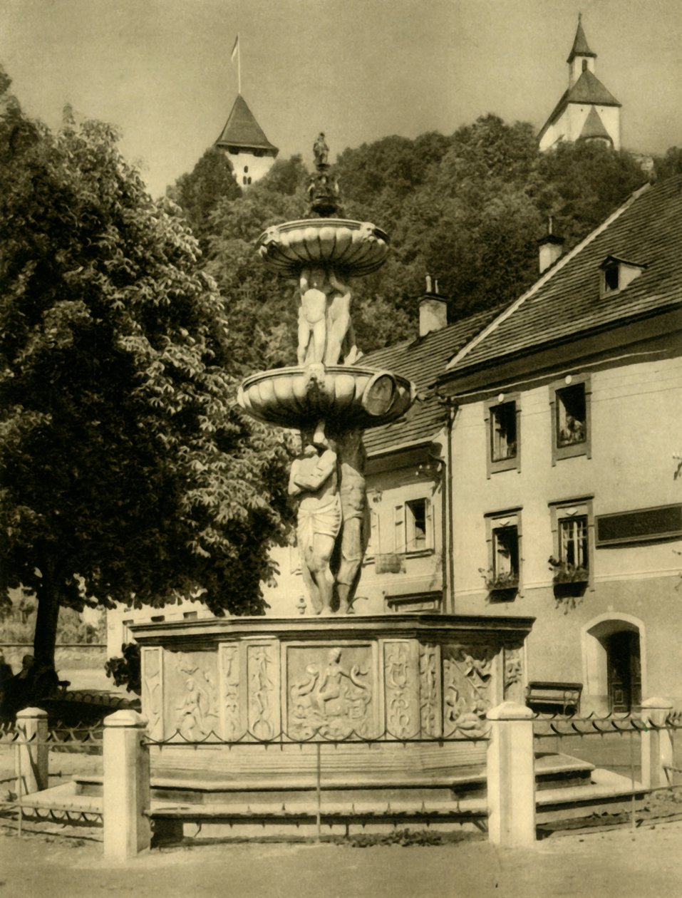 Fontän, Friesach, Österrike, c1935. av Unbekannt