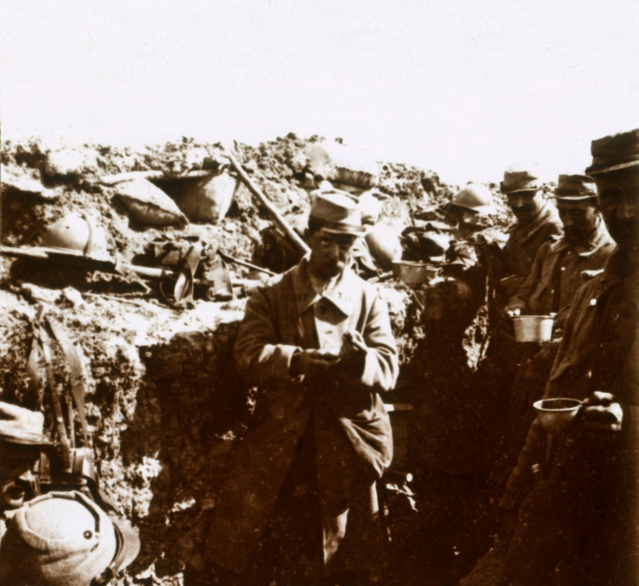 Främre linjens skyttegravar, c1914-c1918 av Unbekannt