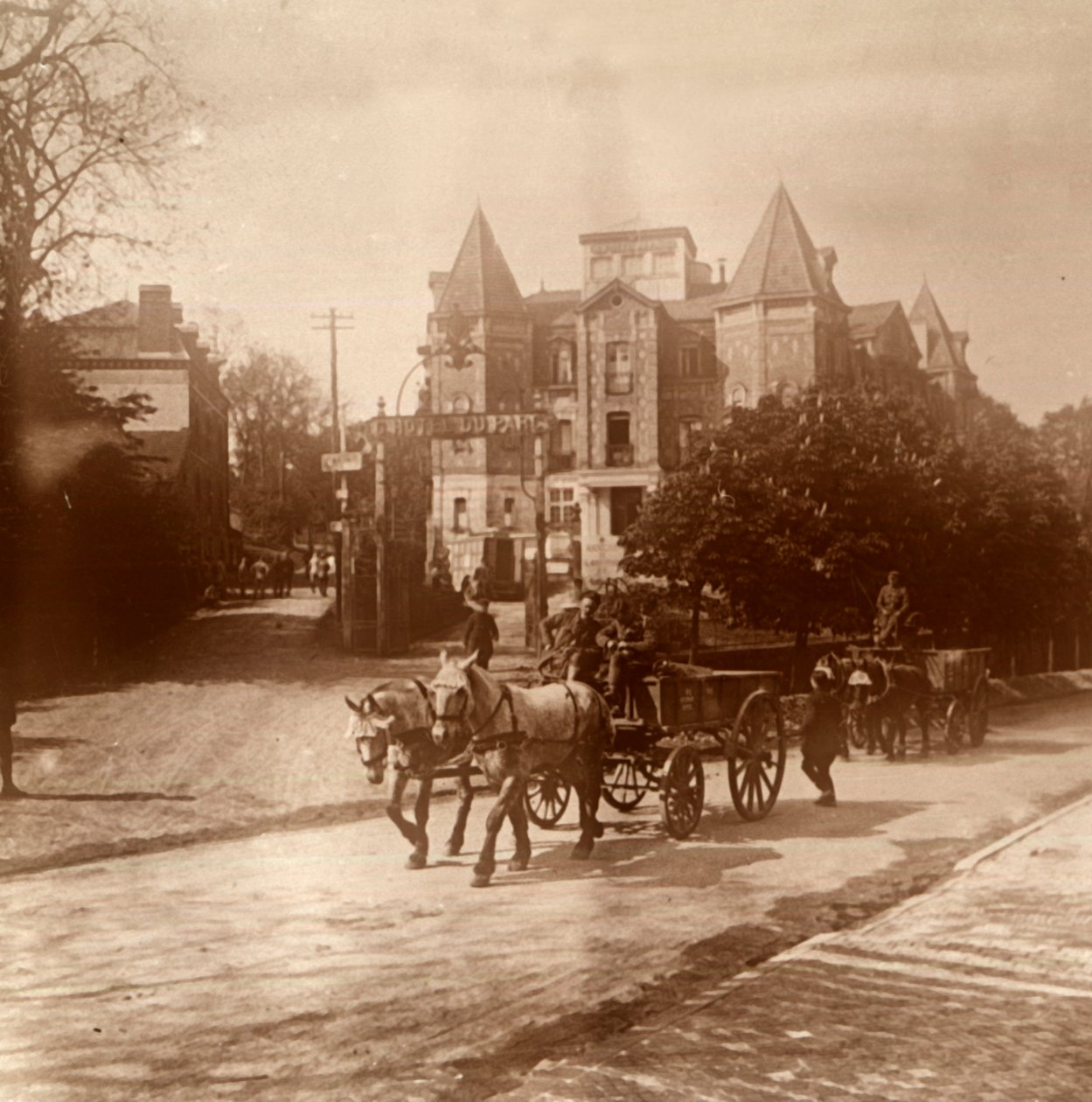 Hästdragen ambulans, Belgien, c1914-c1918 av Unbekannt