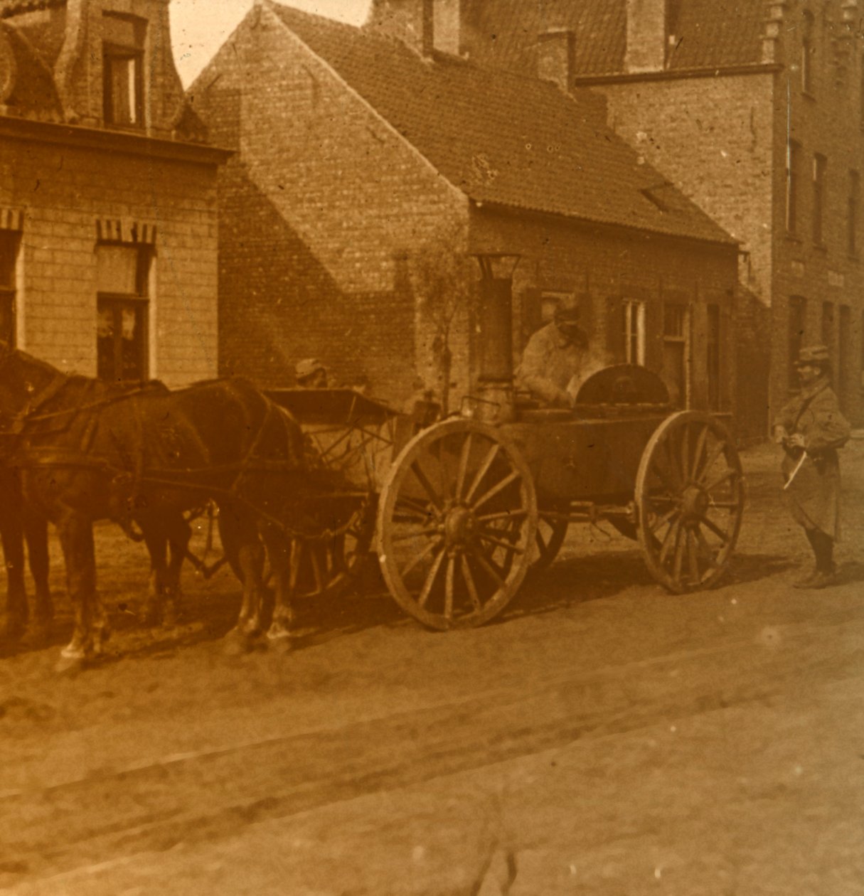 Hästdraget kök, c1914-c1918 av Unbekannt
