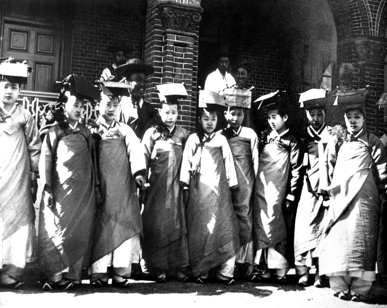 Koreanska flickor, 1900 av Unbekannt