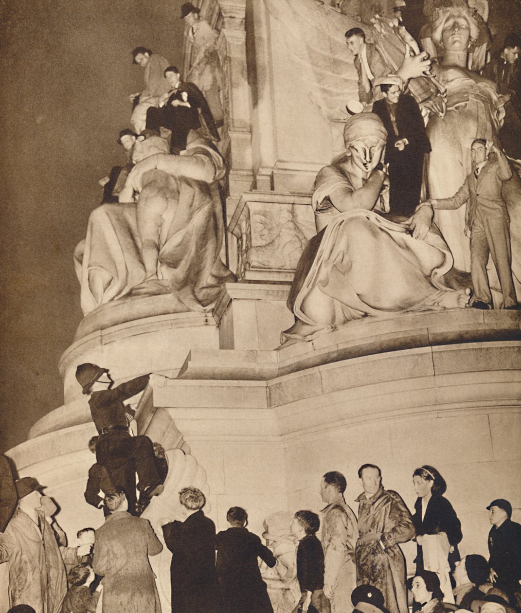 London-läktaren, 1937 av Unbekannt