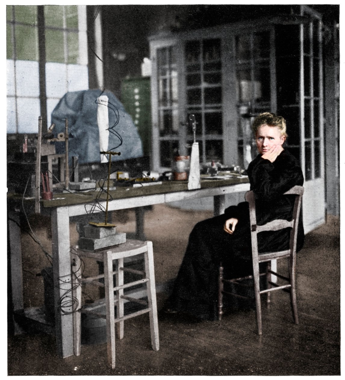 Marie Curie, polskfödd fransk fysiker, c1920. av Unbekannt
