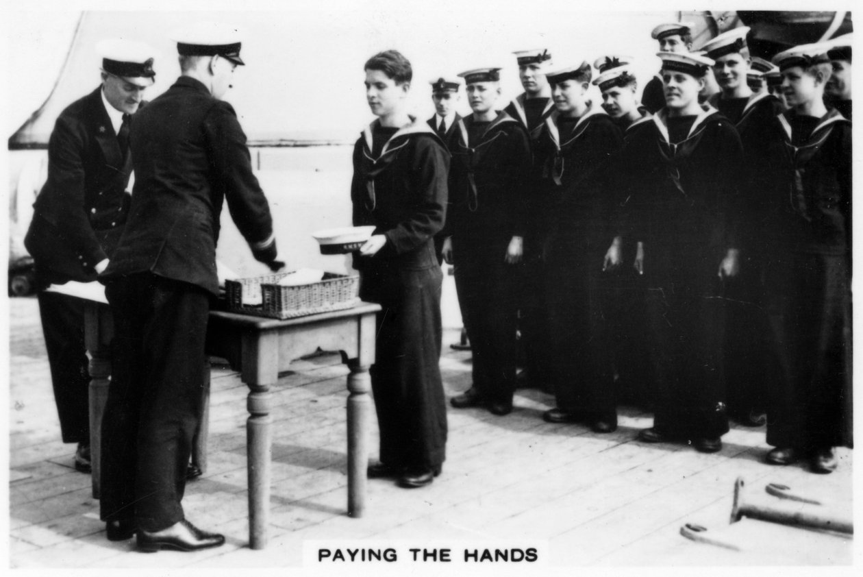 Paying the hands, 1937 av Unbekannt