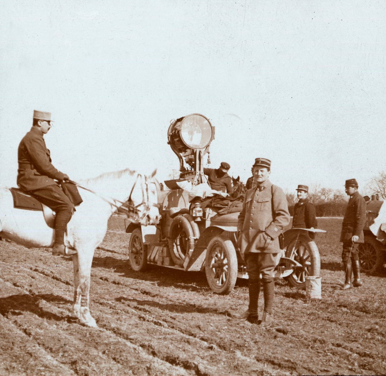 Projektor, Chalons, norra Frankrike, c1914-c1918. av Unbekannt