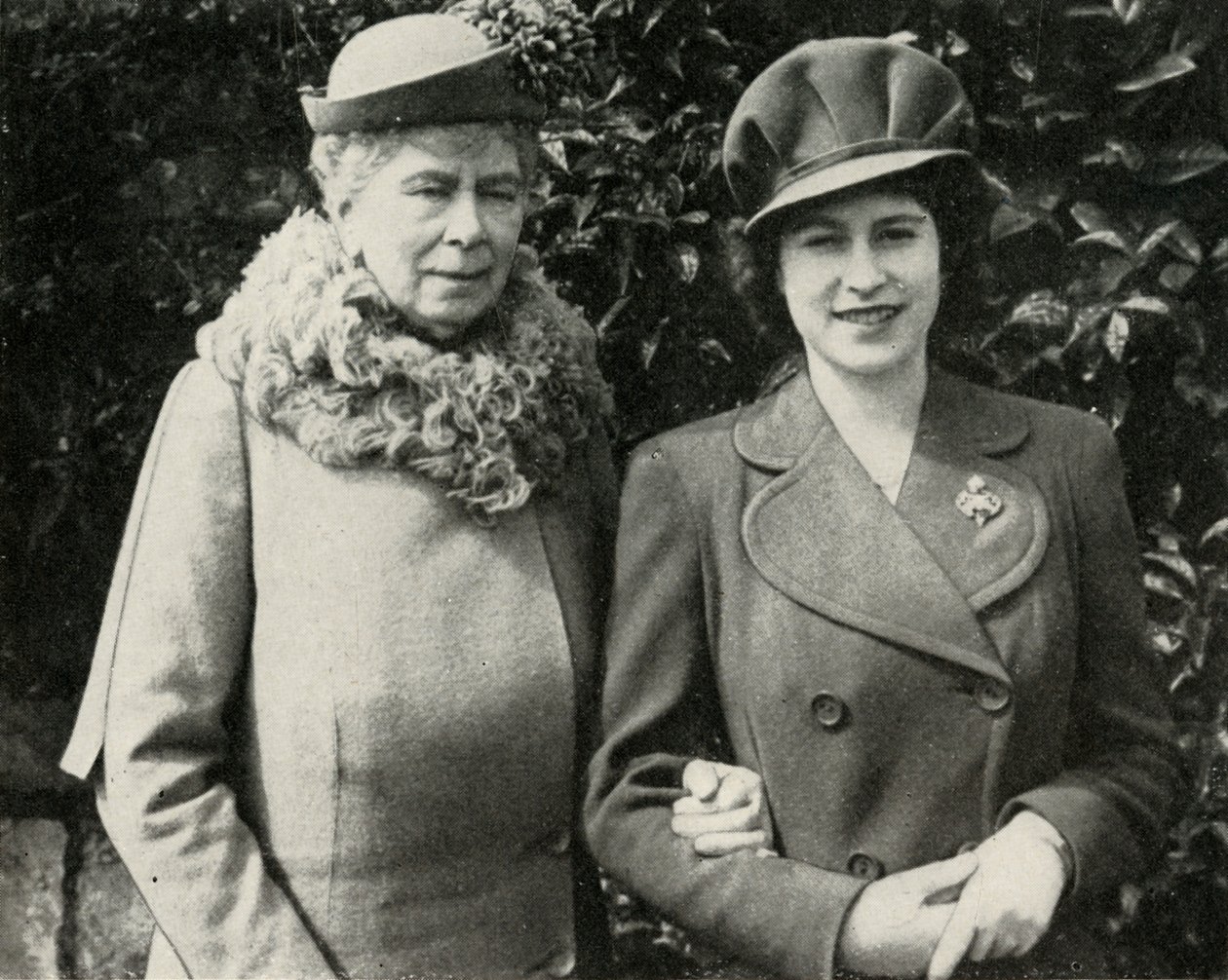Drottning Mary med prinsessan Elizabeth, april 1944, 1951. av Unbekannt