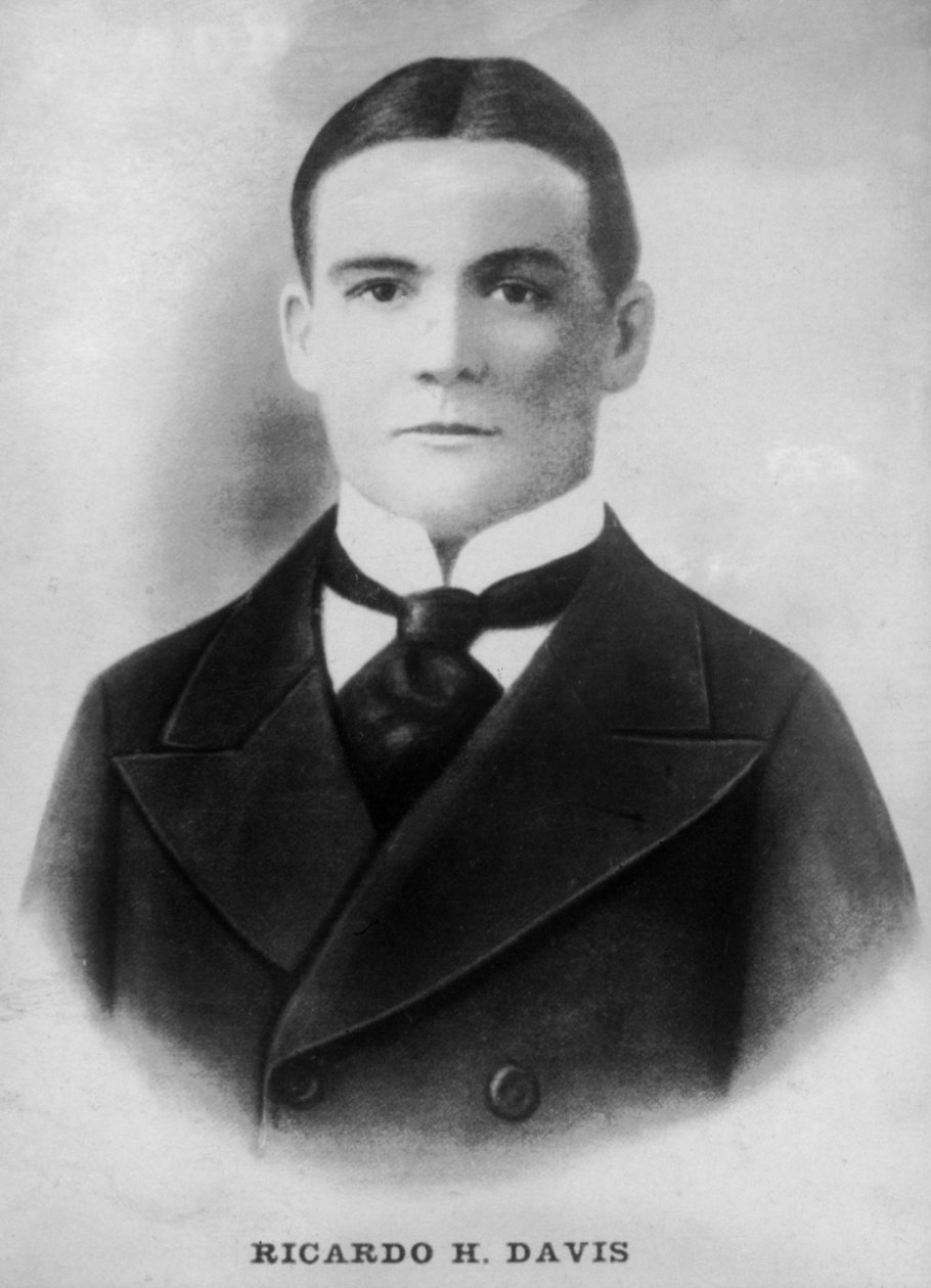 Ricardo H. Davis, 1920-talet. av Unbekannt