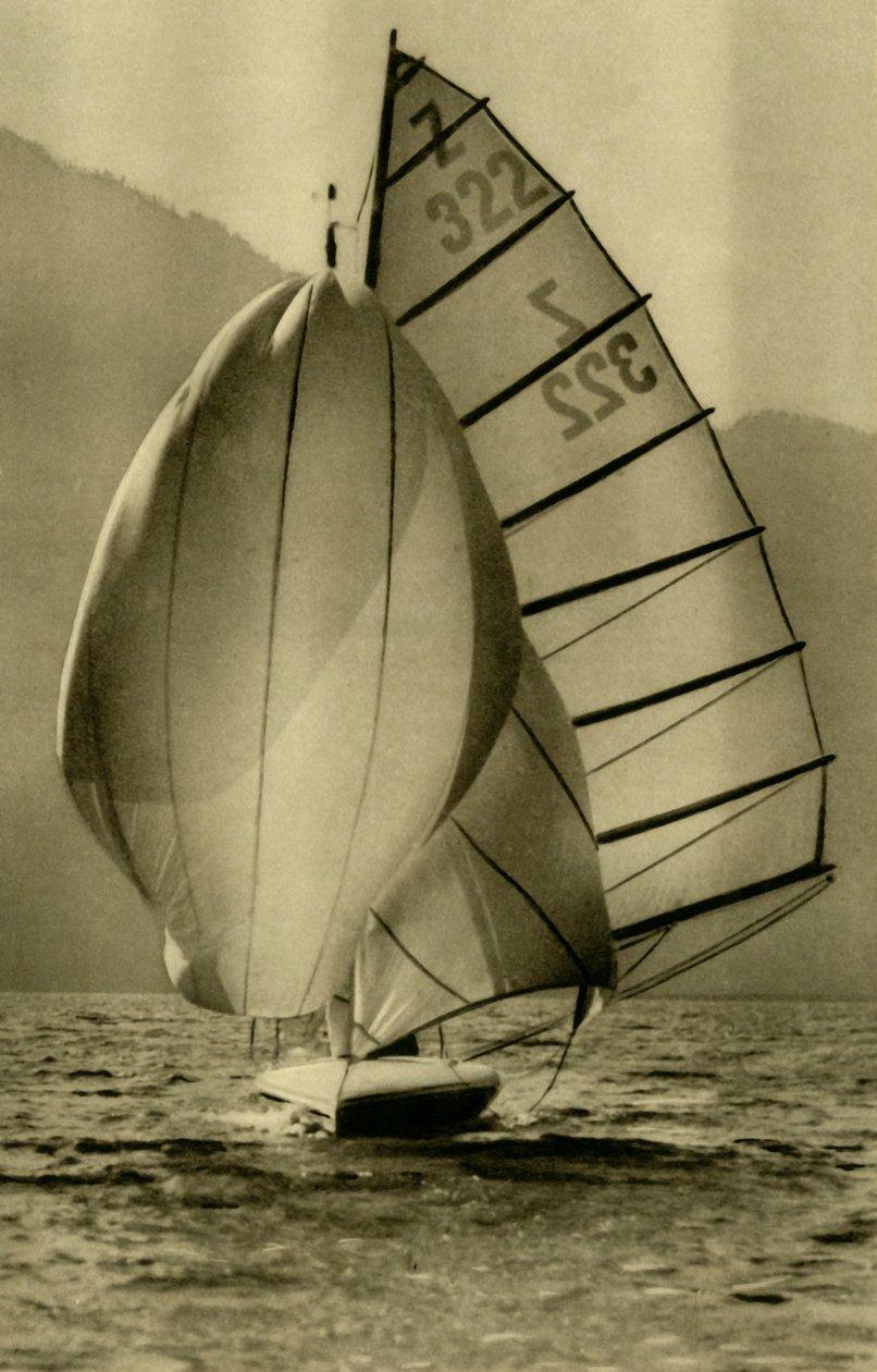 Segling på Attersee, Oberösterreich, c1935. av Unbekannt