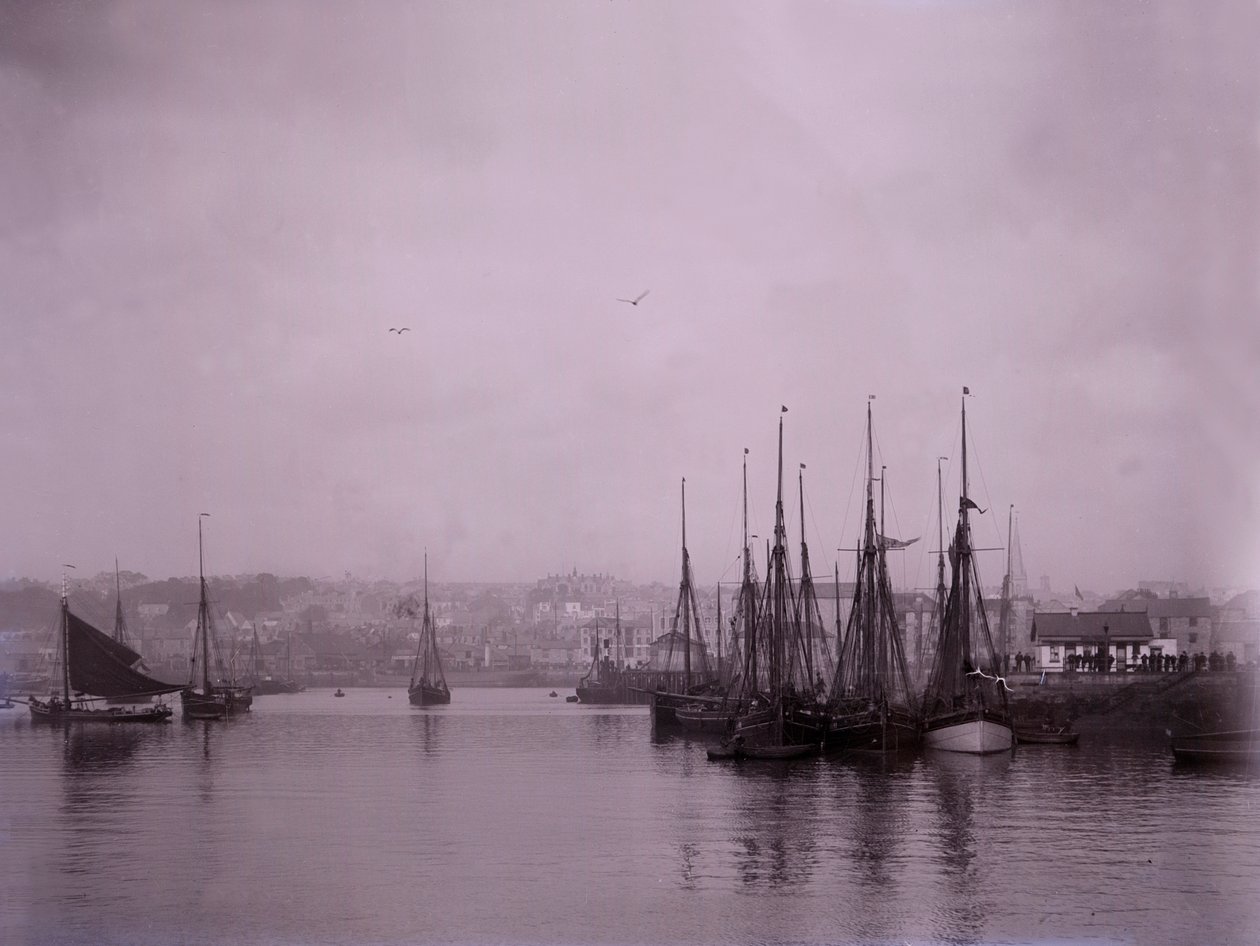 Fartyg i hamnen i Plymouth i Devon. av Unbekannt