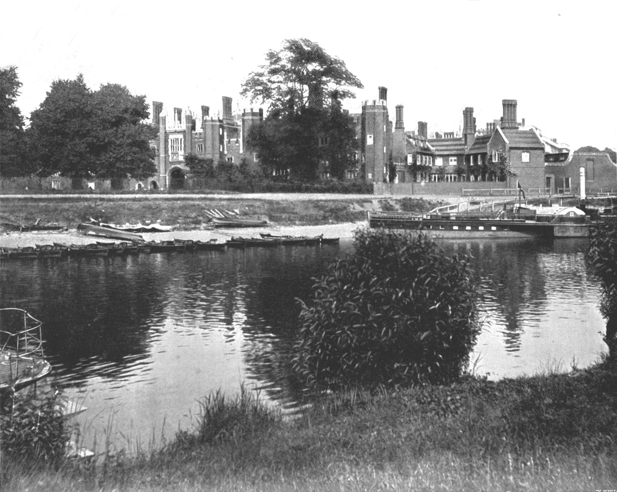 The Bankside at Hampton Court, Richmond, London, 1894. av Unbekannt
