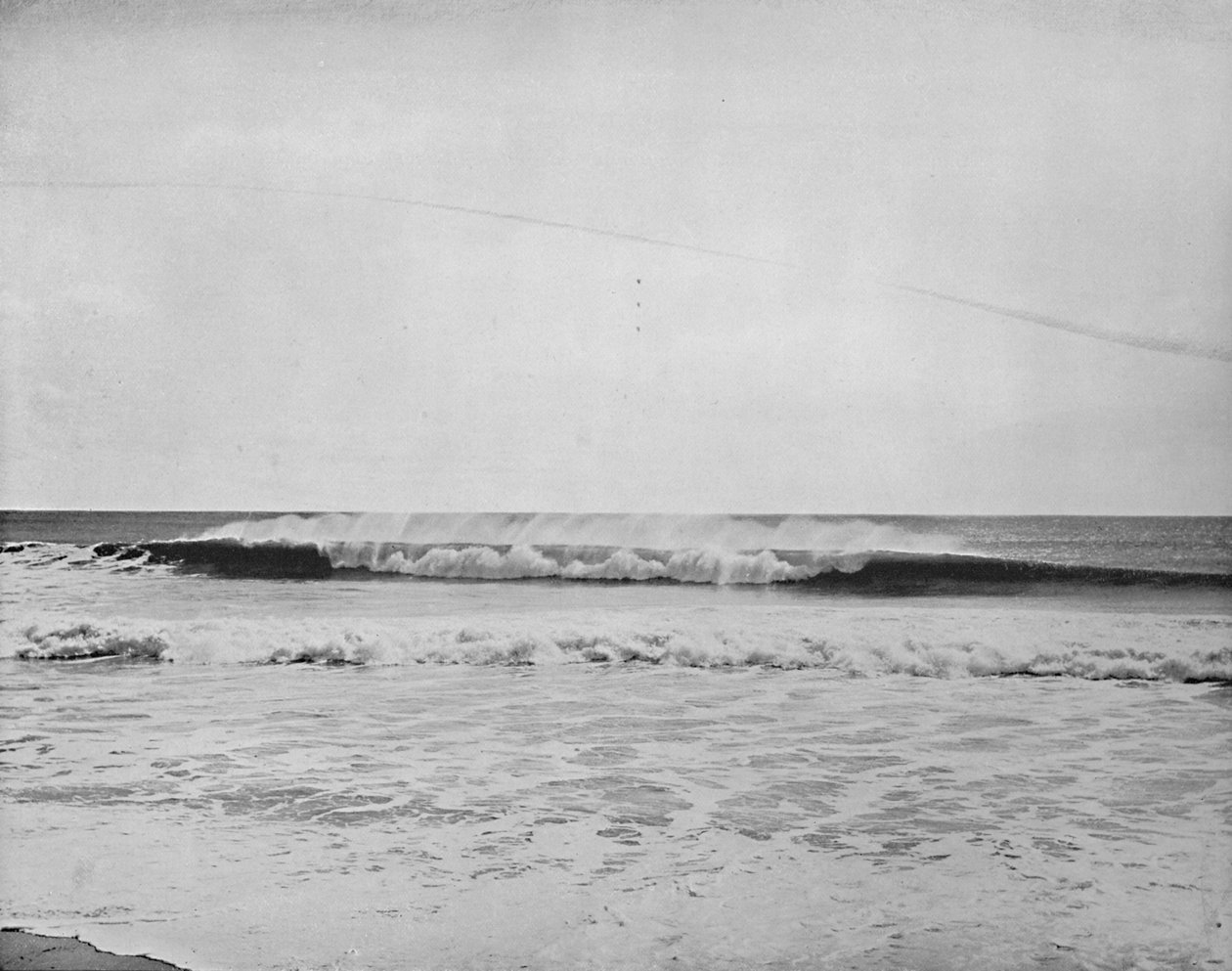 The Combing Wave, New Jersey Coast, c1897. av Unbekannt