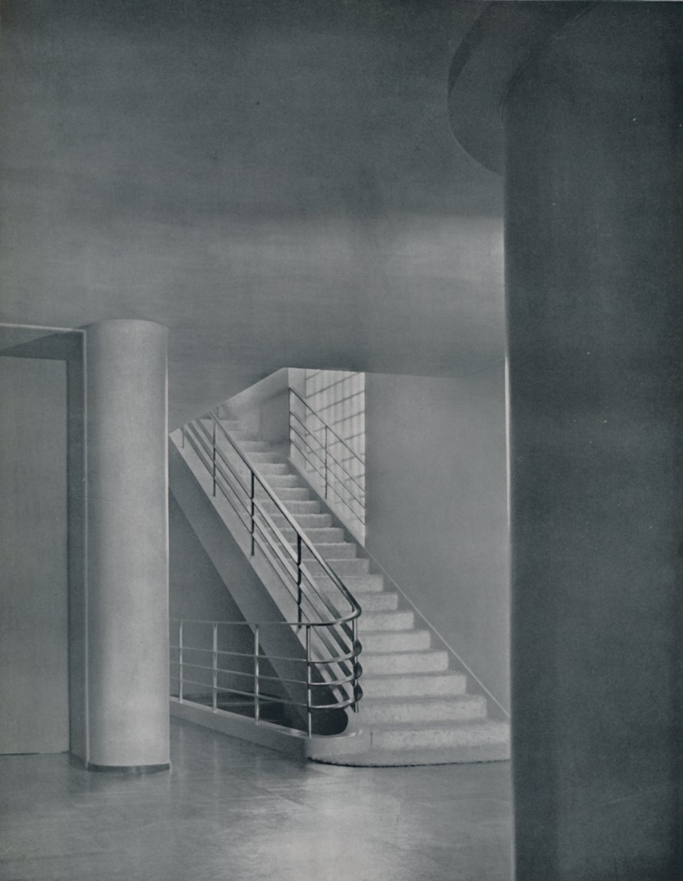 Entréhallen och trappan, 1942 av Unbekannt