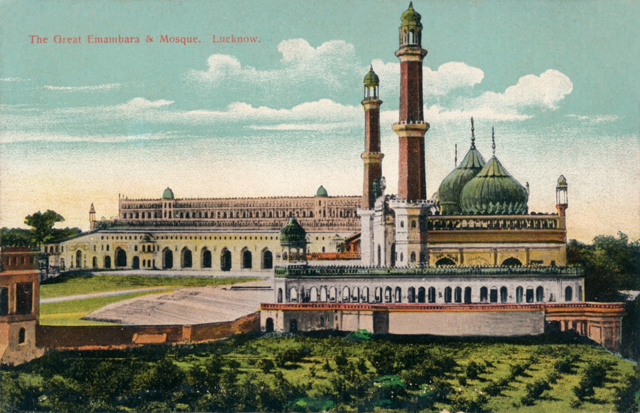 Den stora Embambaran och moskén. Lucknow, c1900. av Unbekannt