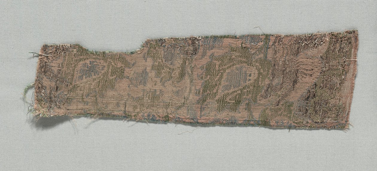 Tre fragment av italienskt gotiskt siden, 1350-1399. av Unbekannt