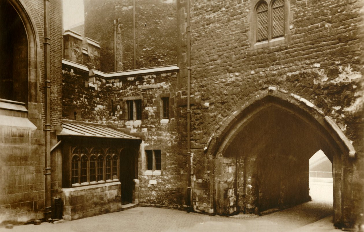Tower of London. Wakefield Tower, c1910. av Unbekannt