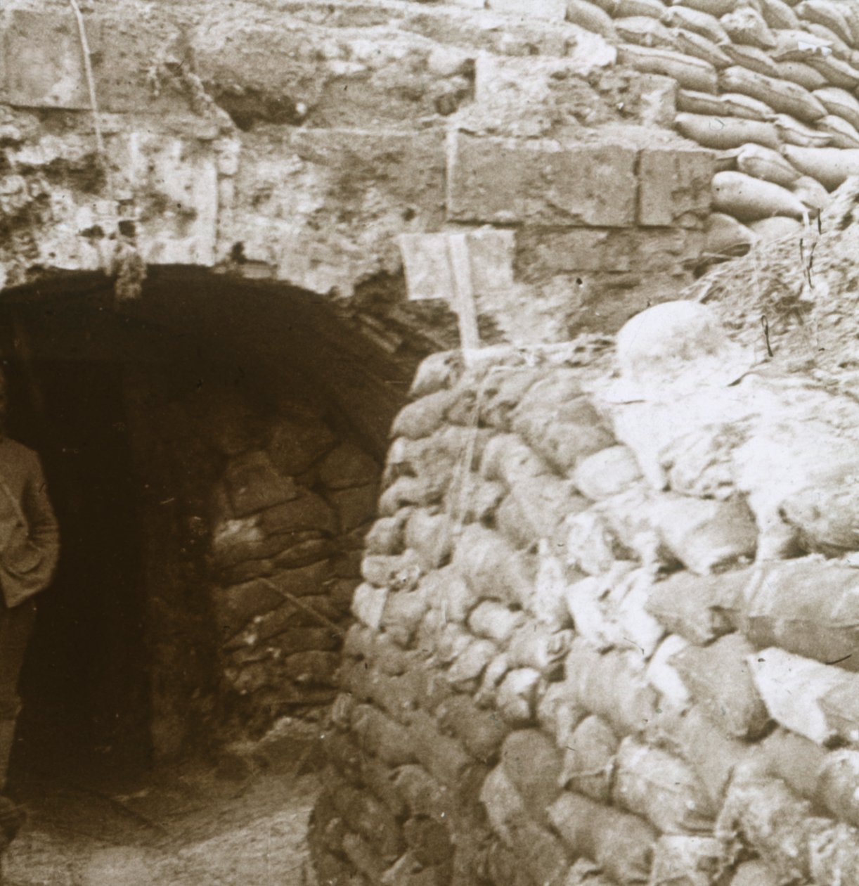 Tunnel, Mt Helmet, Frankrike, c1914-c1918 av Unbekannt