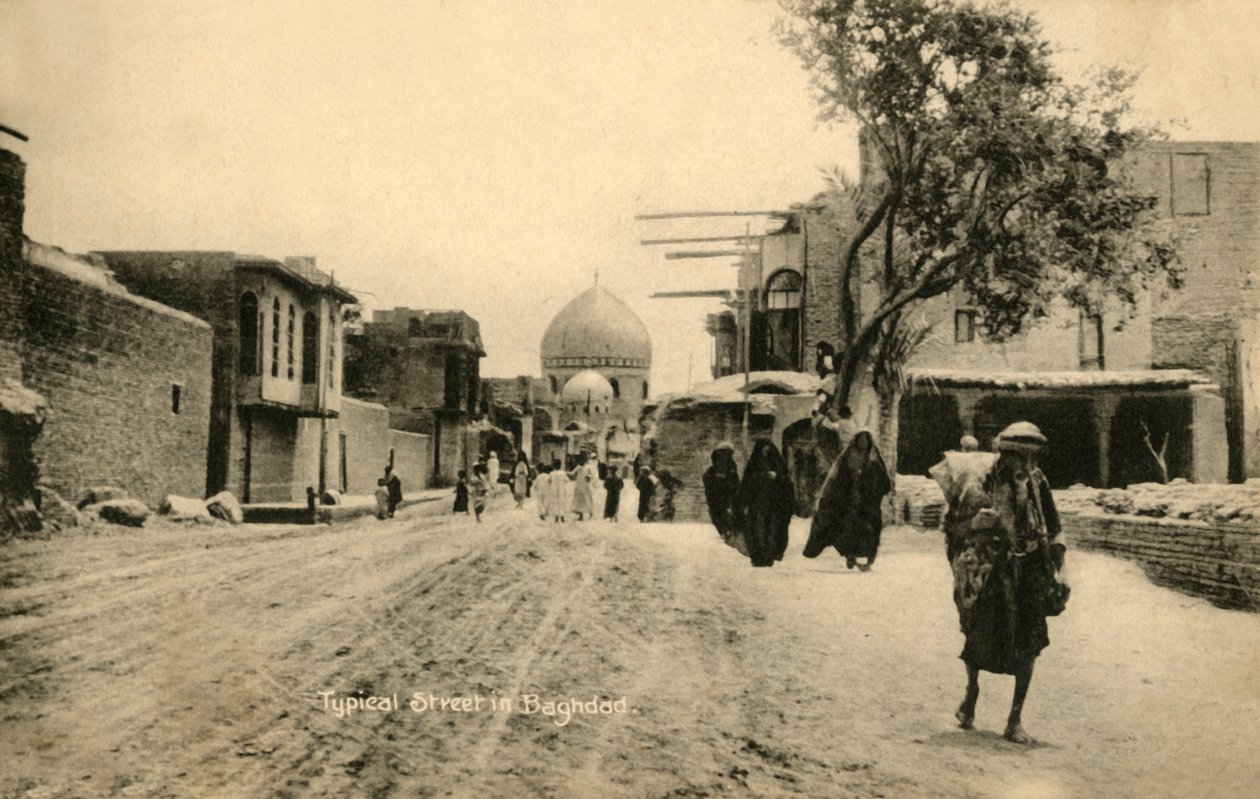 Typisk gata i Bagdad, c1918-c1939. av Unbekannt