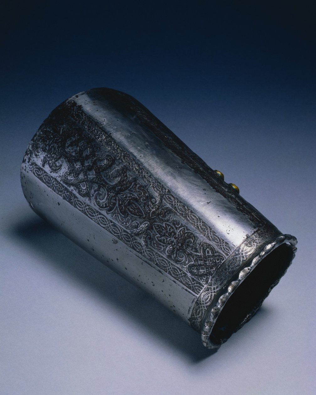 Vambrace, c. 1560. av Unbekannt