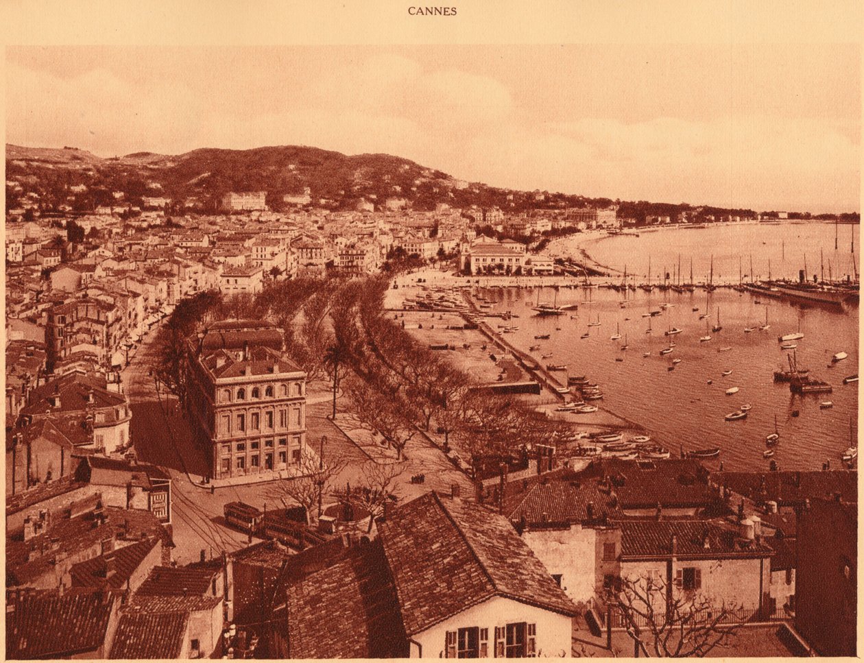 Utsikt från Mont Chevalier, Cannes, 1930. av Unbekannt