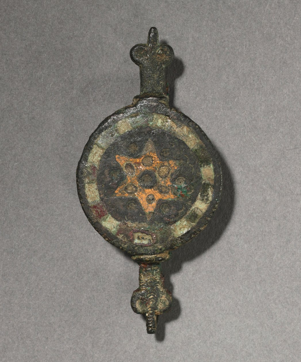 Prydnadsbrosch, c.100-300 av Unbekannt