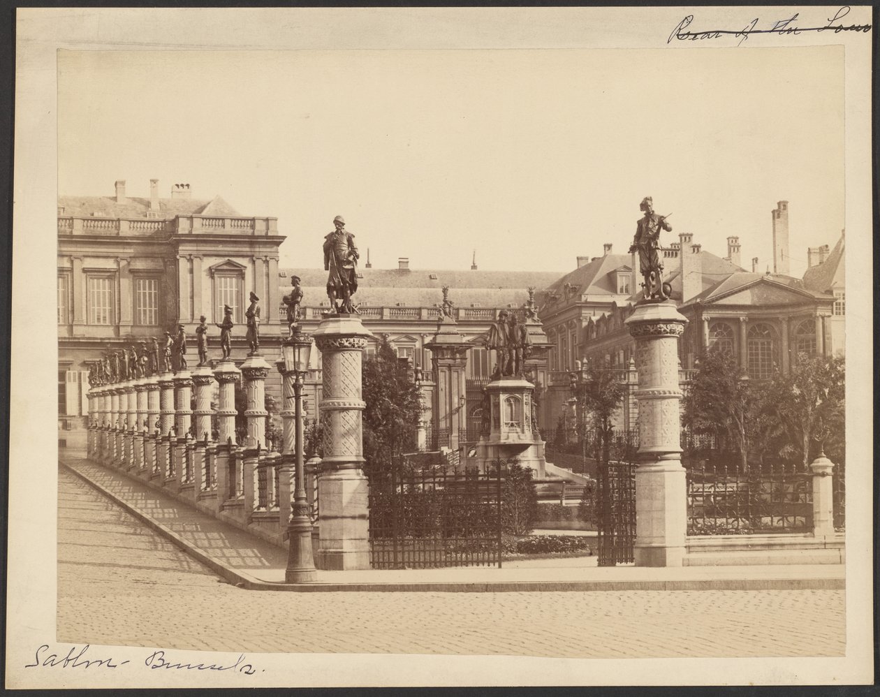 [Petit Sablon-torget, Bryssel] av Unknown artist