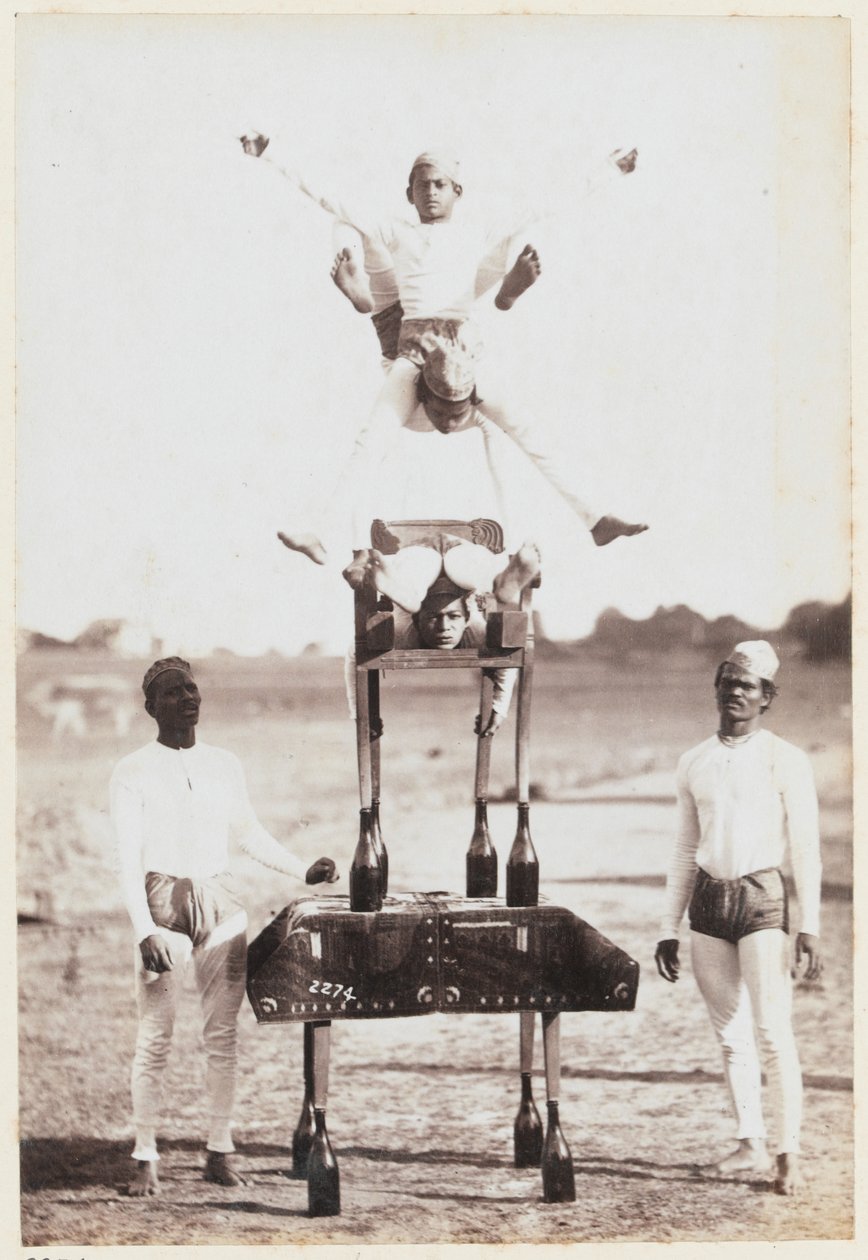 Atletiska övningar av Unknown photographer