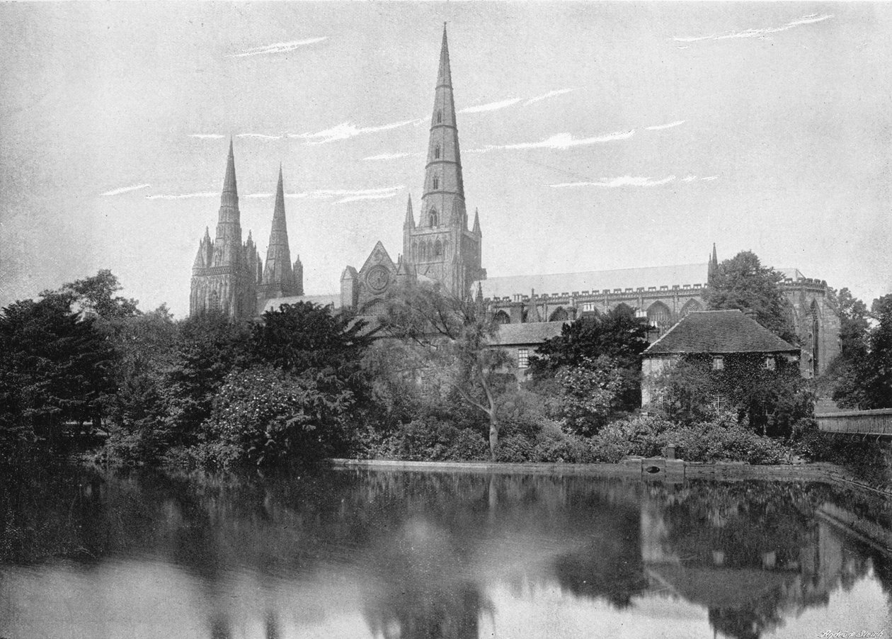Lichfield Cathedral, c1896 av Valentine and Sons Ltd