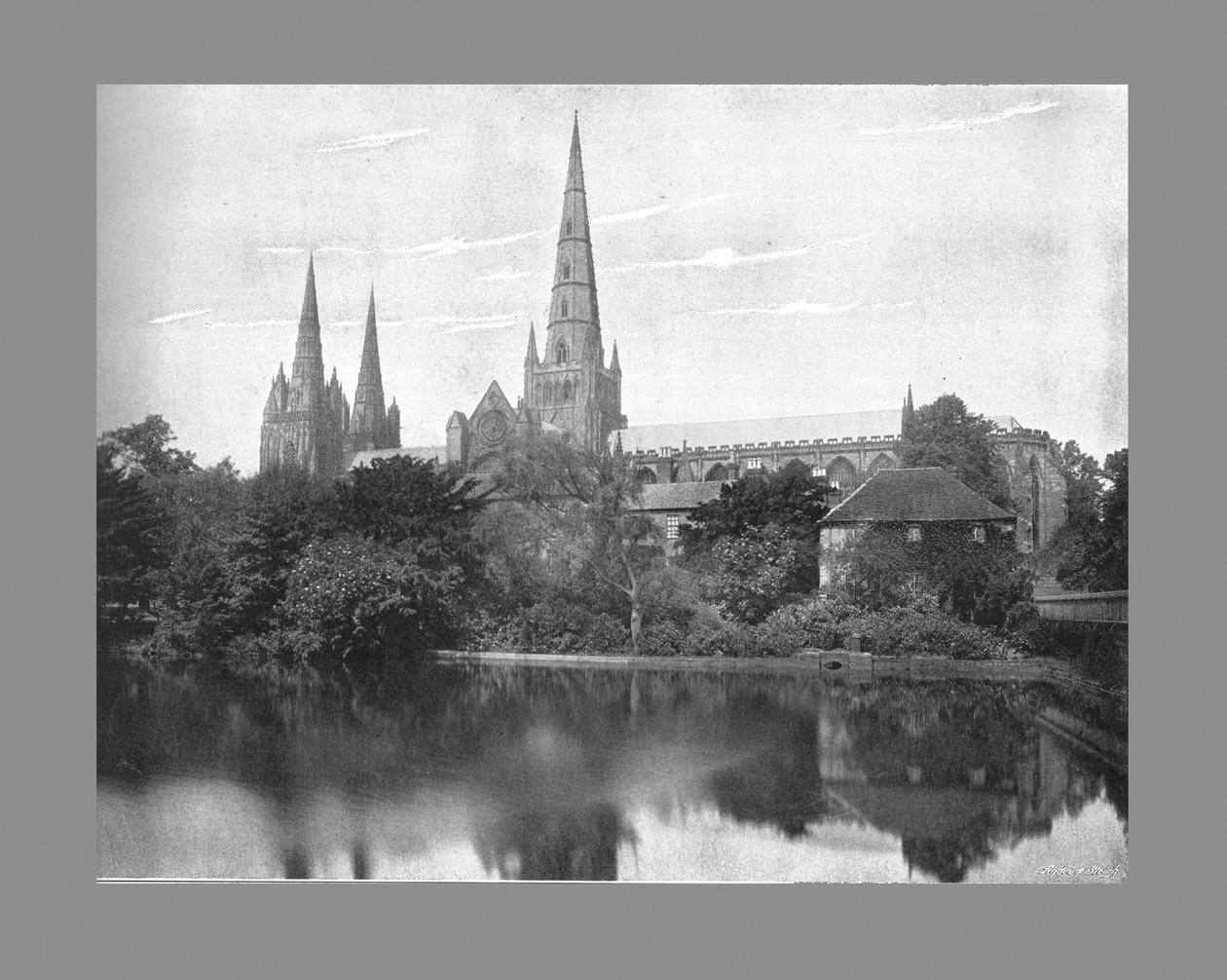 Lichfield Cathedral, c1900 av Valentine and Sons Ltd