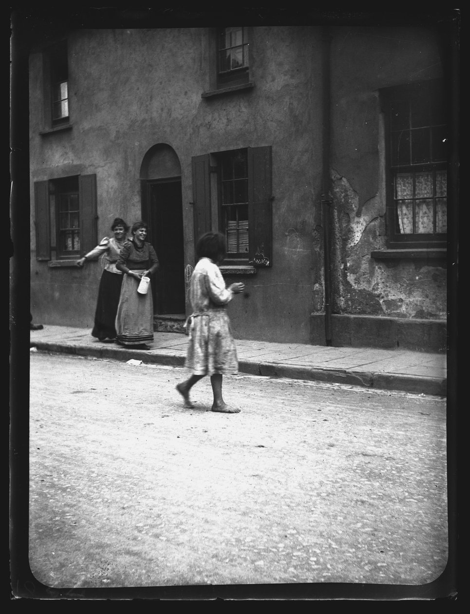 Mary Ann Street, Cardiff, 1893. av William Booth