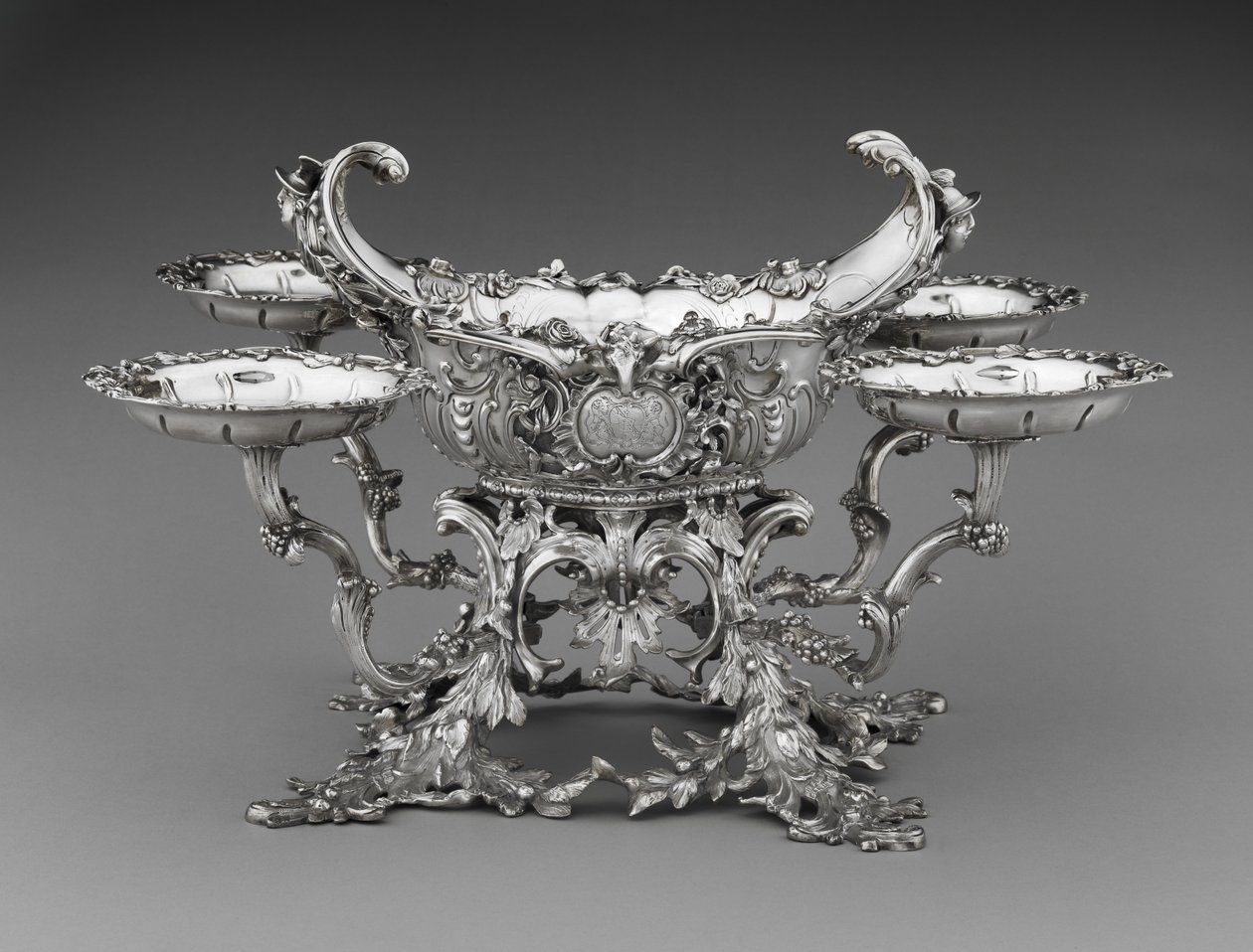 Epergne av William Cripps