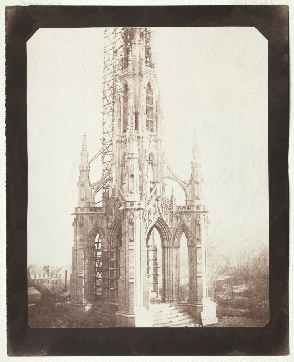 Scott Monument under konstruktion av William Henry Fox Talbot