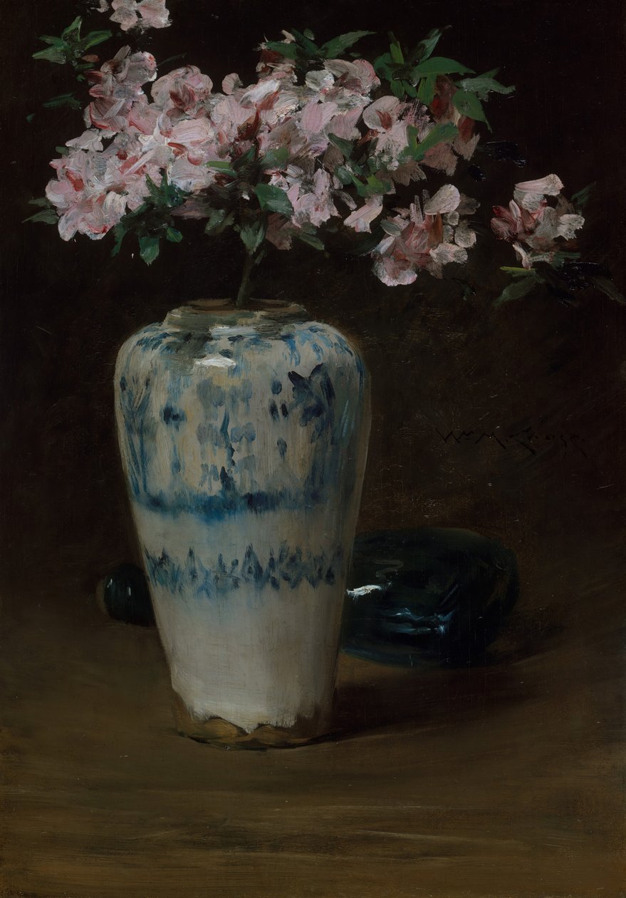 Rosa Azalea, kinesisk vas, 1880-90. av William Merritt Chase