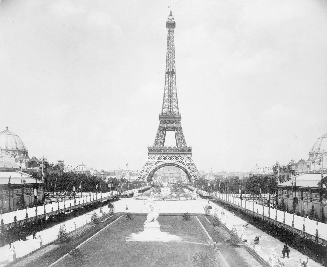 Eiffeltornet, Paris utställning av . .