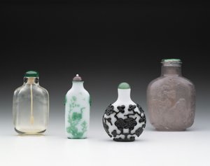 Grupp av snusdosor, kinesiska, 18:e-19:e (glas)
