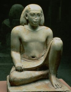 Hukande figur av Bes (kalksten)