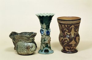 Doulton vaser, 1880-tal, (stengods)