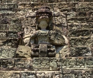 Copan hieroglyfisk staty