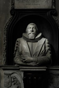 Minnesmärke över Hugo Barker, 1632 (marmor)