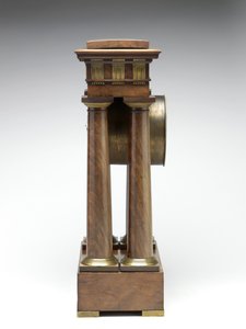 Decimalklocka, ca 1798-1805 (furu, mässing och emalj)