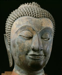 Huvudet av en gigantisk Buddha (brons)