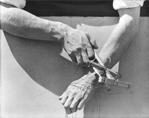Pupparens händer, 1929