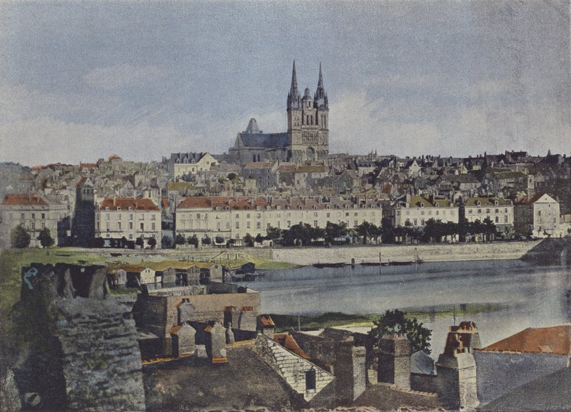 Angers, Vue Generale (färgad bild) av (after) French Photographer