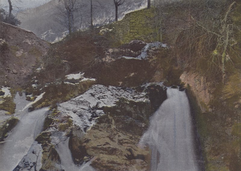 Cascade de Disco (färgad bild) av (after) French Photographer