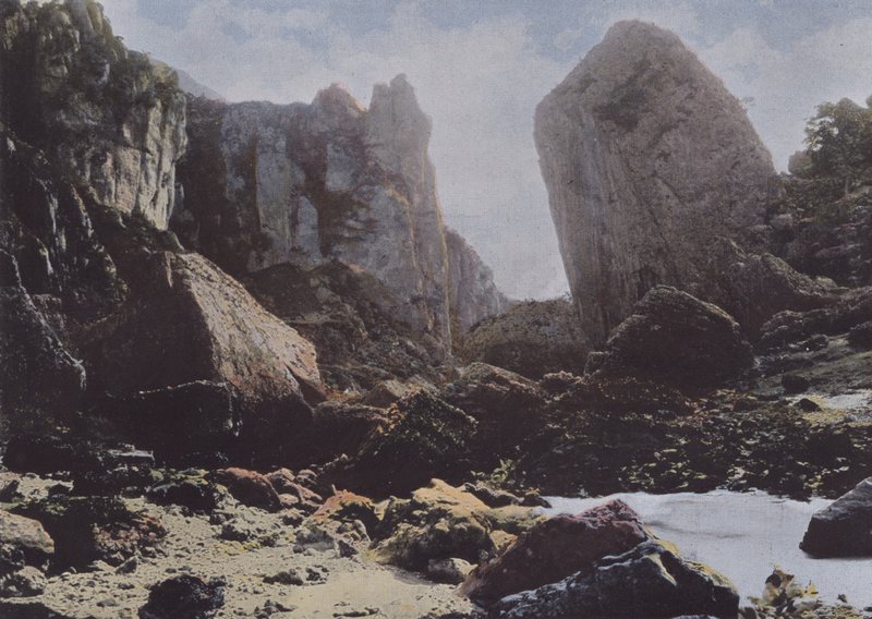 Pas des Soucis (färgad bild) av (after) French Photographer