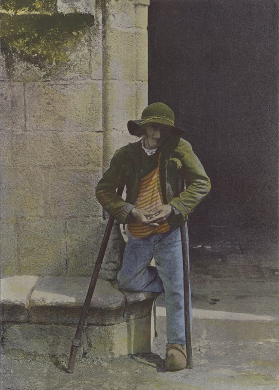 Breton tiggare (färgad bild) av (after) French Photographer