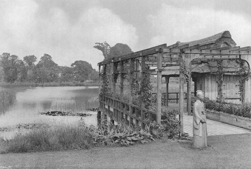 Tea-hus på sjön av Charles Latham
