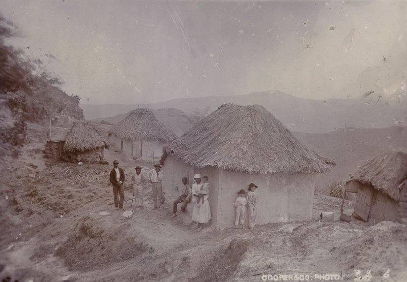 Barbadisk by på en kulle, 1880 av English Photographer