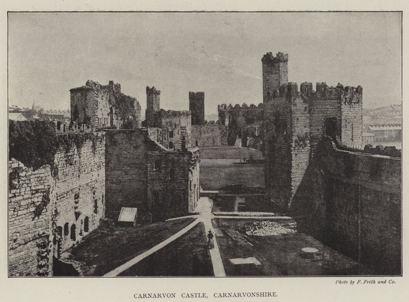 Carnarvon Castle, Carnarvonshire av English Photographer